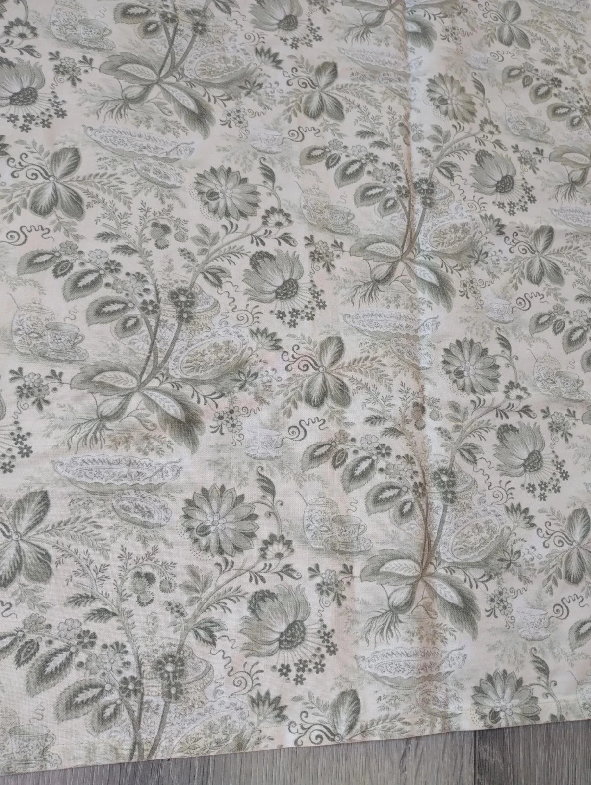 Groene pastelkleurige tafelkleed of doek Urge Paris, 162*122 162*122 – photo 4